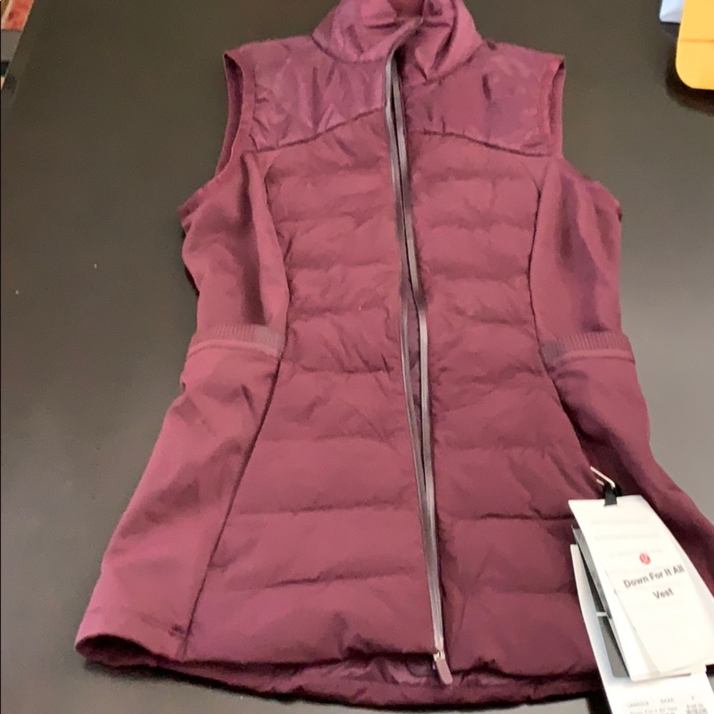 NWT lululemon down for it all vest size 2